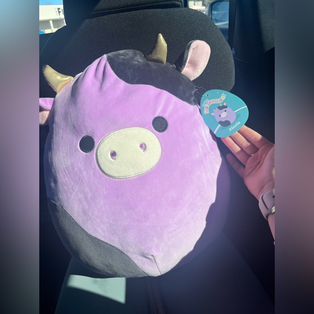 Alexie Squishmallow